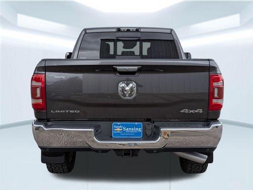 2020 RAM 2500 Limited Crew Cab 4X4 6'4' Box