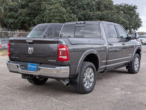 2020 RAM 2500 Limited Crew Cab 4X4 6'4' Box