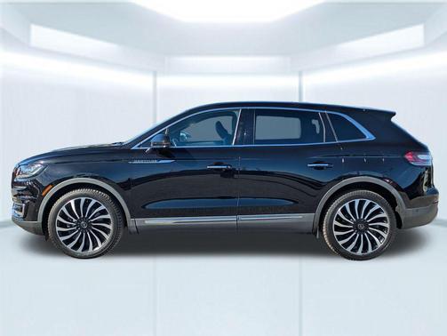 2020 Lincoln Nautilus Black Label