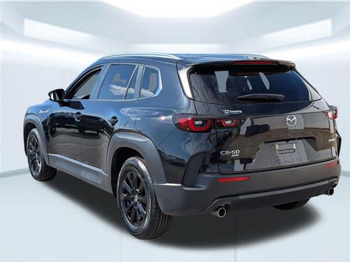 2025 Mazda CX-50 2.5 S Preferred Package