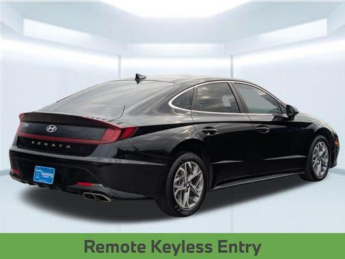 2022 Hyundai SONATA SEL