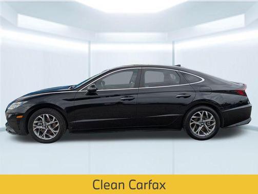 2022 Hyundai SONATA SEL