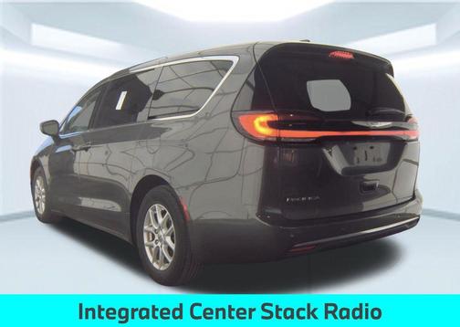 Granite Crystal Metallic Clearcoat 2023 Chrysler Pacifica Touring L