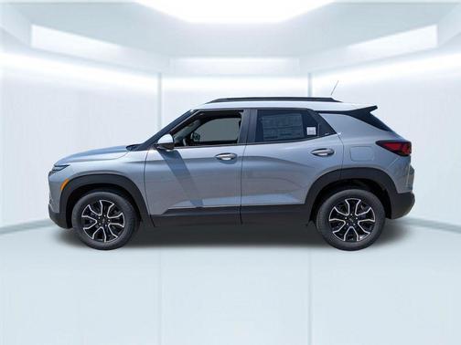 Sterling Gray Metallic 2026 Chevrolet Trailblazer ACTIV