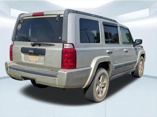 2008 Jeep Commander Sport
