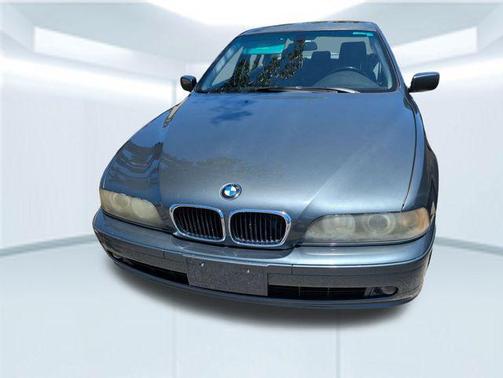 2002 BMW 530 530i