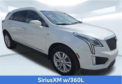 Crystal White Tricoat 2021 Cadillac XT5 Luxury