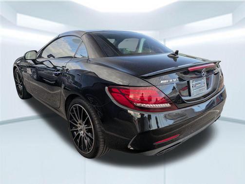 2017 Mercedes-Benz AMG SLC 43 Base