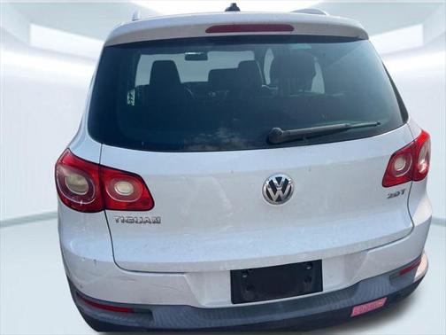 2011 Volkswagen Tiguan SE