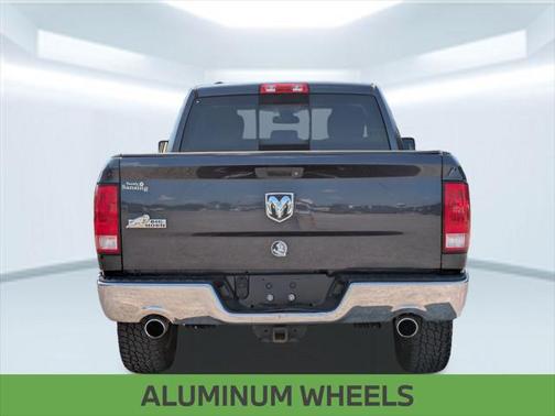 2015 RAM 1500 SLT