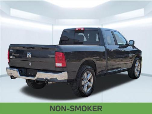 2015 RAM 1500 SLT
