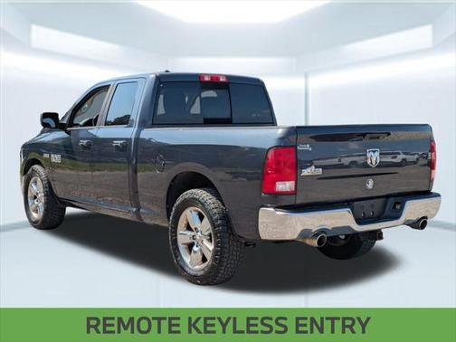 2015 RAM 1500 SLT