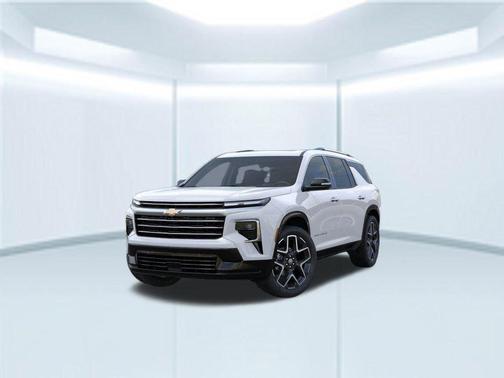 Polar White Tricoat 2026 Chevrolet Traverse High Country