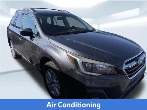 Magnetite Gray Metallic 2018 Subaru Outback 2.5i Premium