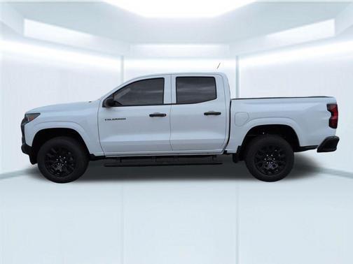 Summit White 2026 Chevrolet Colorado WT