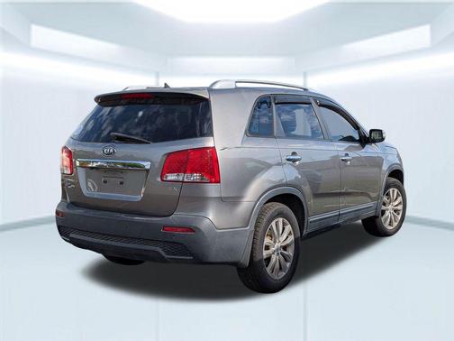 Titanium Silver 2011 Kia Sorento EX