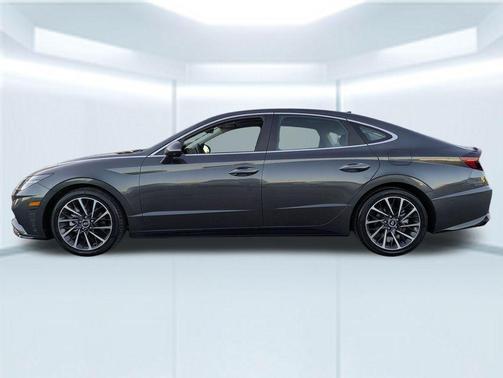 2022 Hyundai SONATA Limited