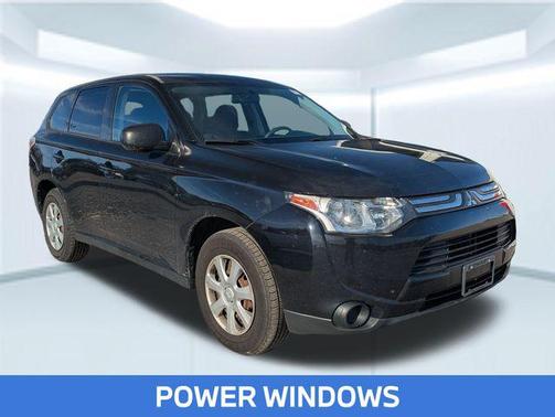 2014 Mitsubishi Outlander ES