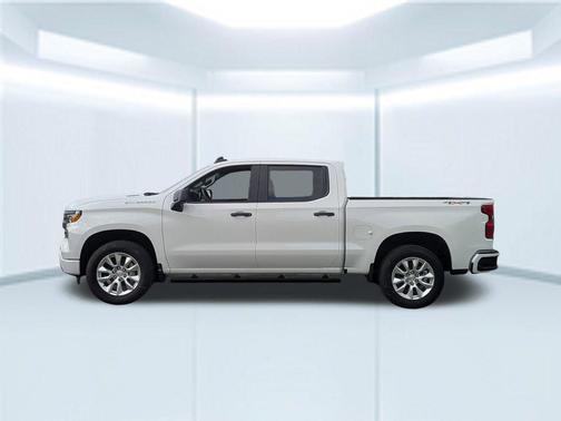 Summit White 2026 Chevrolet Silverado 1500 Custom
