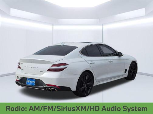 Uyuni White 2023 Genesis G70 2.0T AWD