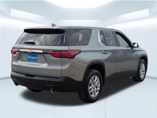 2023 Chevrolet Traverse LS