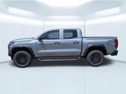Sterling Gray Metallic 2026 Chevrolet Colorado Trail Boss
