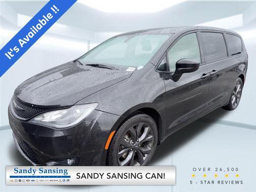 2018 Chrysler Pacifica Touring Plus