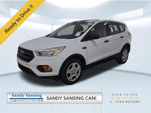 OXFORD WHITE 2017 Ford Escape S
