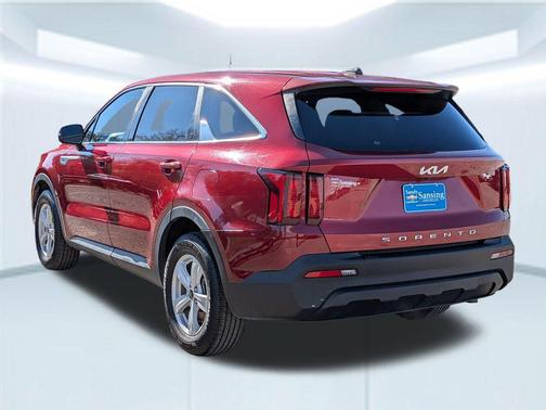 2022 Kia Sorento LX