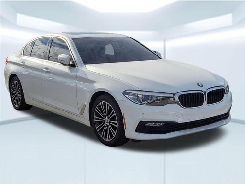 2018 BMW 530 530i