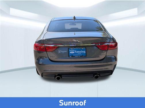 2016 Jaguar XF 35t Prestige