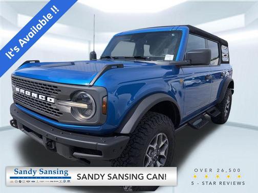 VELOCITY BLUE METALLIC 2024 Ford Bronco Badlands