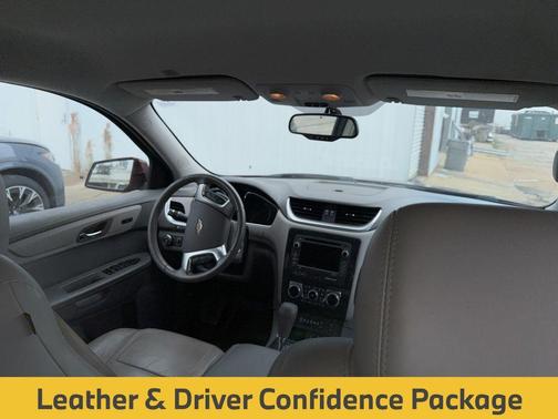 2017 Chevrolet Traverse 2LT