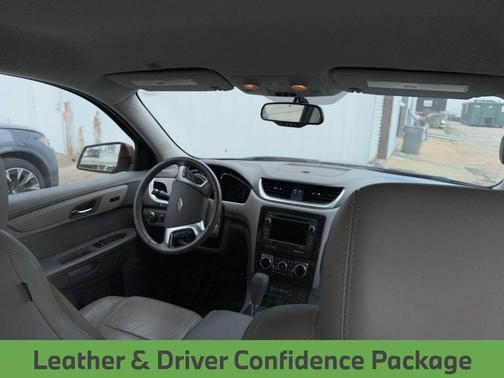 2017 Chevrolet Traverse 2LT