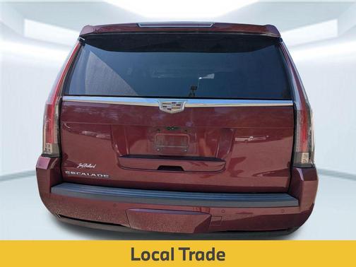 2017 Cadillac Escalade Luxury