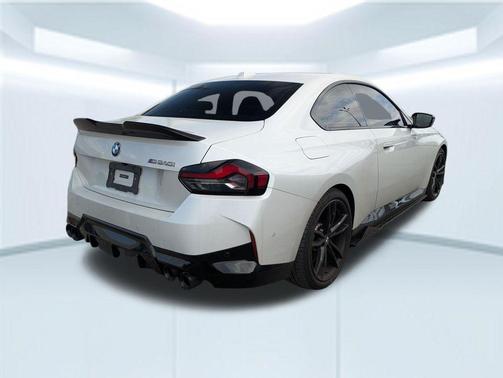 Mineral White Metallic 2024 BMW M240 i