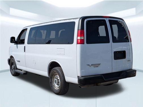 2014 Chevrolet Express 2500 LS