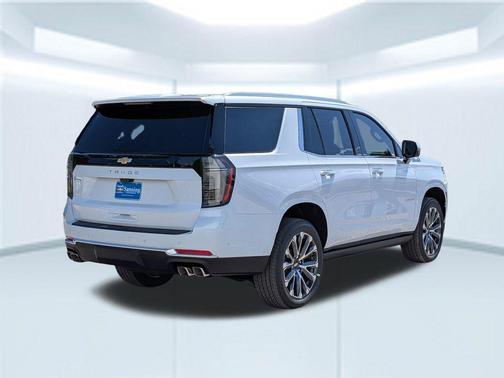 Polar White Tricoat 2026 Chevrolet Tahoe 4WD High Country