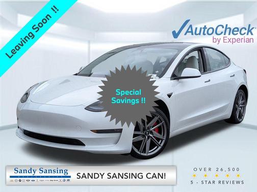 Pearl White Multi-Coat 2023 Tesla Model 3 Performance