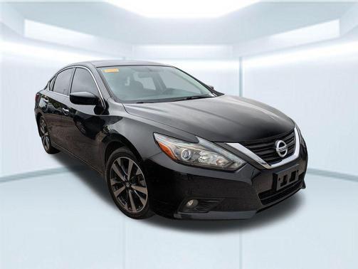 2016 Nissan Altima 2.5 SR