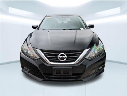 2016 Nissan Altima 2.5 SR