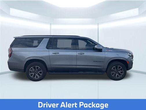 2022 Chevrolet Suburban 4WD Z71