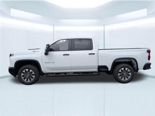 2026 Chevrolet Silverado 2500 Custom