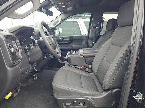 Black 2022 Chevrolet Silverado 1500 Custom