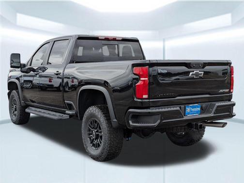 2026 Chevrolet Silverado 2500 Crew Cab, Standard Bed, XR2, 4WD