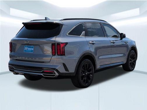 Everlasting Silver 2021 Kia Sorento SX
