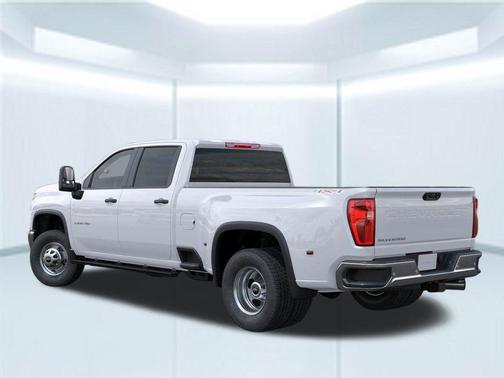 2026 Chevrolet Silverado 3500 WT