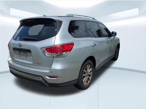 2015 Nissan Pathfinder SV