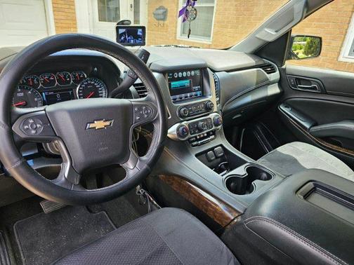 Black 2017 Chevrolet Suburban LS