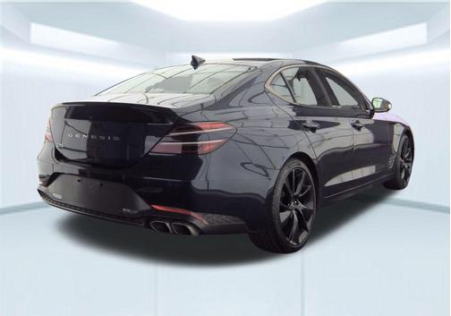 2023 Genesis G70 2.0T RWD